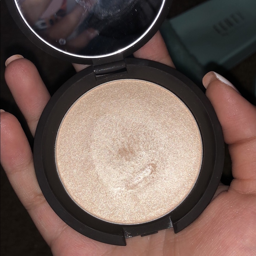 BECCA Highlighter in Moonstone